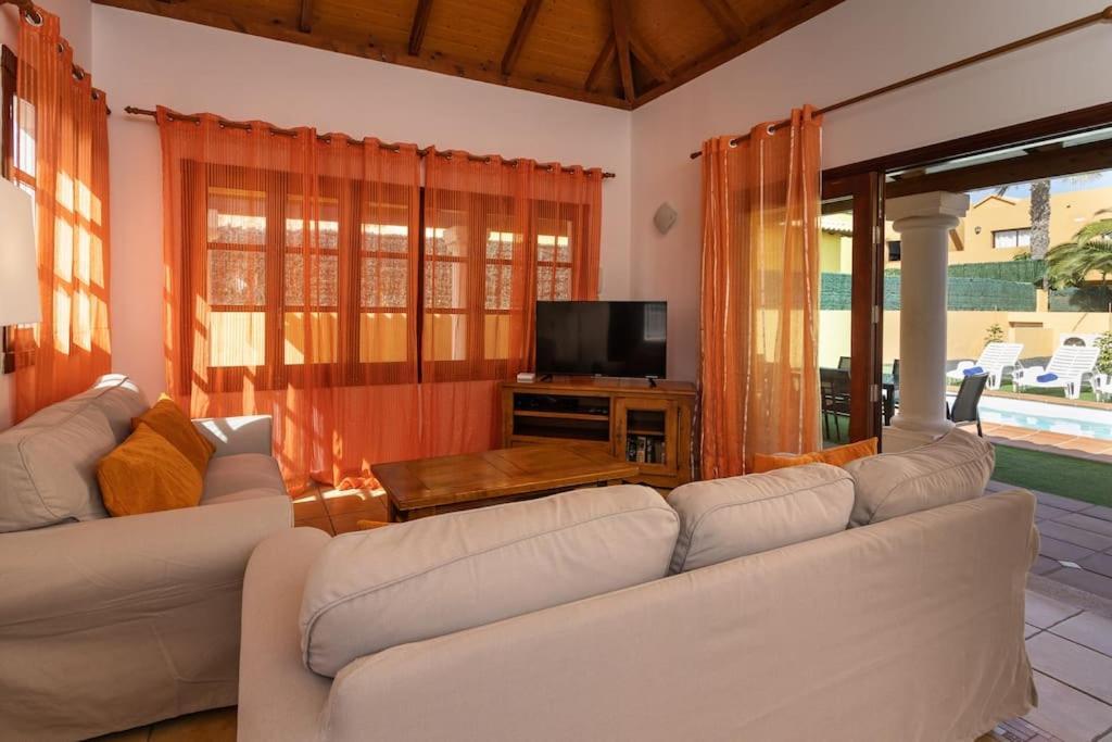 Villa Helen - Heated Pool Wifi Smarttv Barbecue Коральео Экстерьер фото