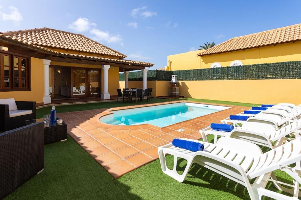 Villa Helen - Heated Pool Wifi Smarttv Barbecue Коральео Экстерьер фото